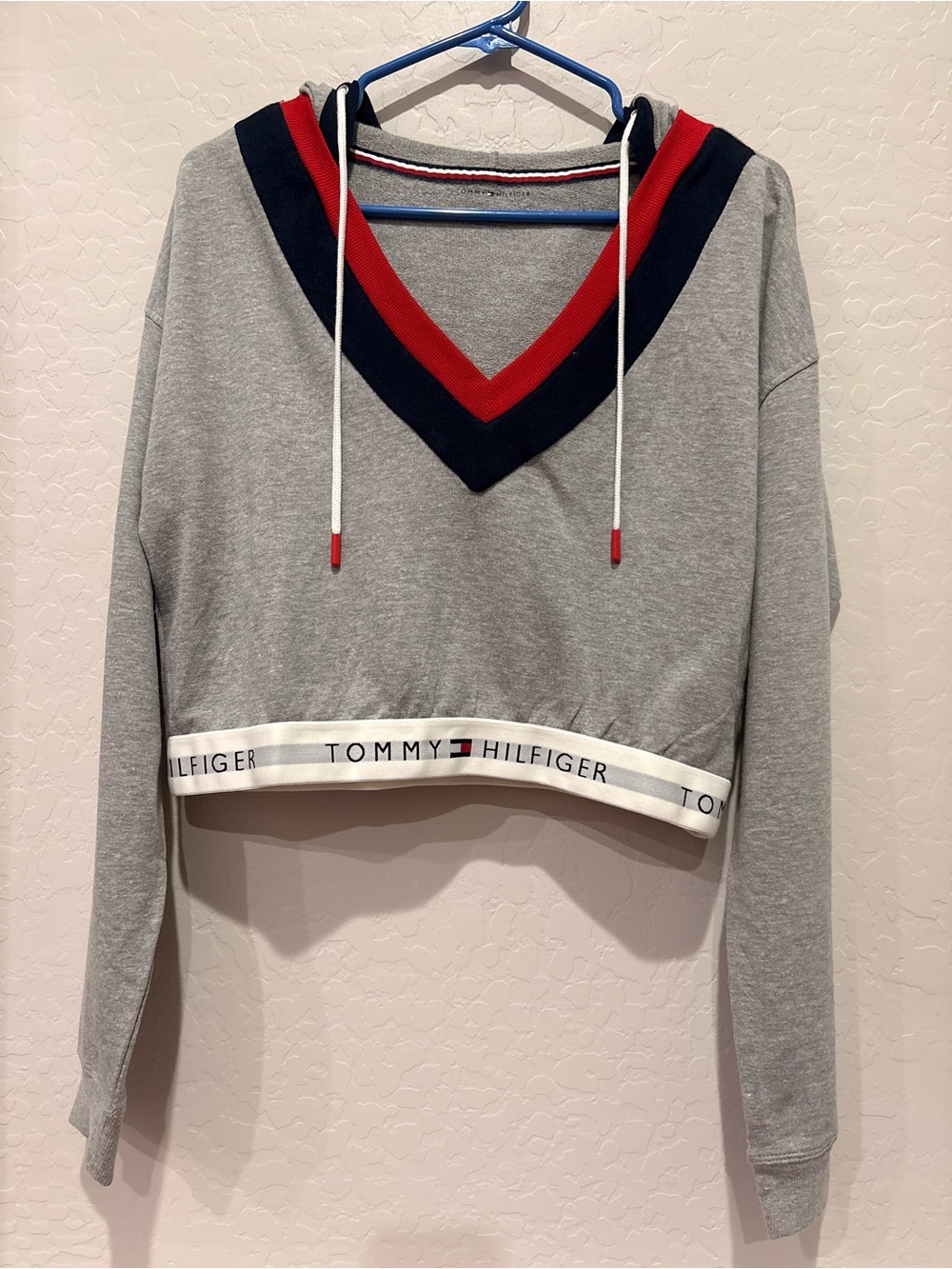 Tommy Hilfiger Gray V-Neck Cropped Sweatshirt with Red & Navy Trim